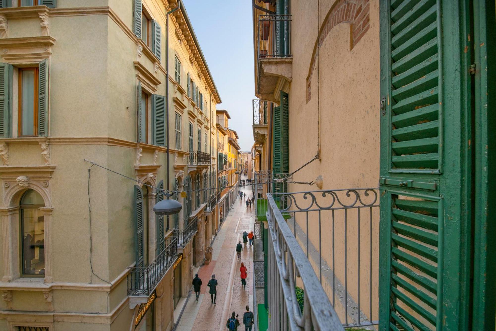 Palace Home Mazzini Verona Exterior photo